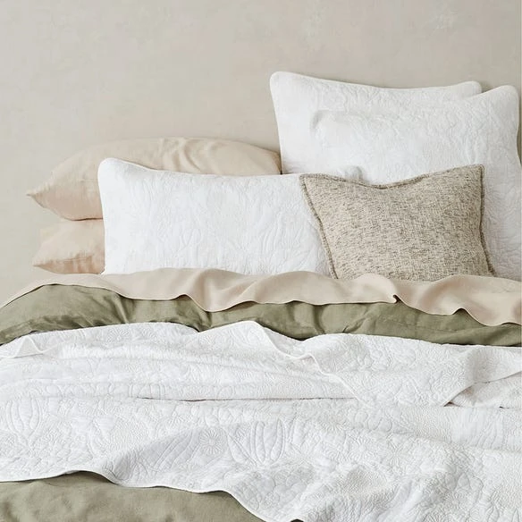 Somerton Bedspread – Image 3