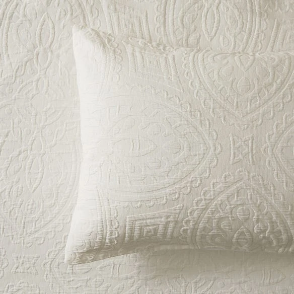 Bentley Quilt Cover – Image 6