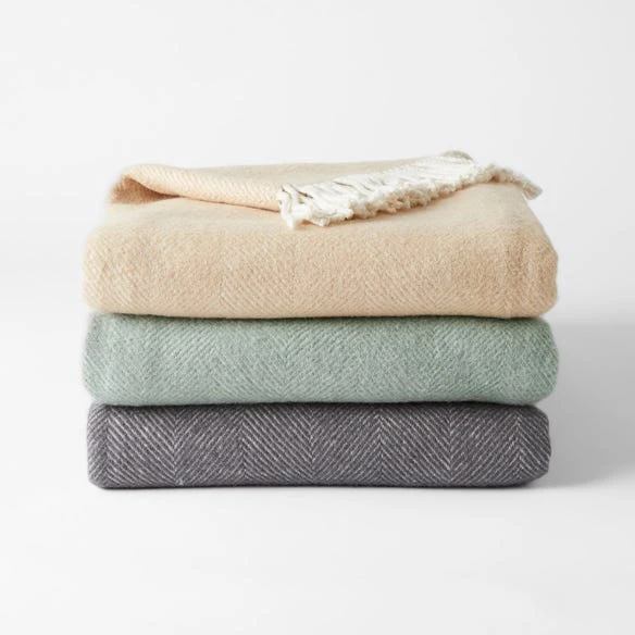 Swansea Woollen Herringbone Throw - Natural/Mustard