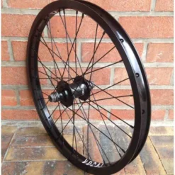 ROUE CUSTOM FREECOASTER STMARTIN RHD X VOCAL